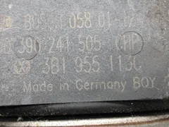 Моторчик передних стеклоочистителей (дворников) Volkswagen Passat, 2001 г.