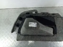 Обшивка багажника Audi A4, 2010 г.