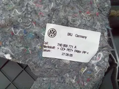 Панель передняя салона (торпедо) Volkswagen Transporter, 2006 г.