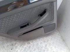 Обшивка двери задней левой (дверная карта) Audi A6, 2002 г.