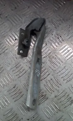 Петля капота Audi A4, 1996 г.