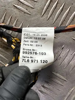 Проводка двери передней левой Volkswagen Touareg, 2006 г.