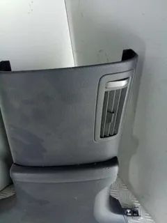 Обшивка стойки центральной правой Volkswagen Phaeton, 2011 г.