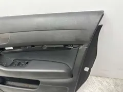 Обшивка двери передней правой (дверная карта) Audi A6, 2006 г.