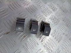 Кнопка стеклоподъемника Volkswagen Passat, 2011 г.