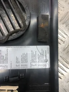 Накладка декоративная на торпедо Audi Q7, 2007 г.