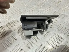 Кнопка стеклоподъемника Audi A6, 2002 г.