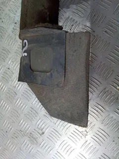 Пыльник Audi A4, 2004 г.