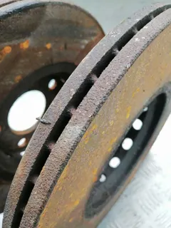 Диск тормозной передний Audi A4, 2003 г.