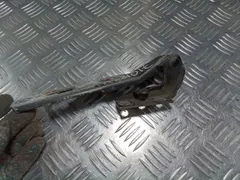 Петля капота левая Audi A4, 2003 г.