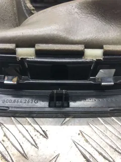 Рамка (накладка) рычага КПП Volkswagen Passat, 2006 г.
