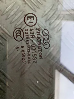 Стекло двери задней левой Audi Q7, 2007 г.