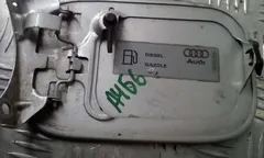 Лючок топливного бака Audi A4, 2003 г.