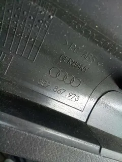 Обшивка крышки багажника Audi A4, 2003 г.