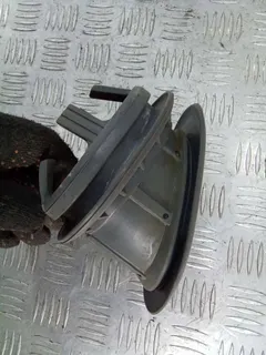 Уплотнитель Audi A4, 2010 г.