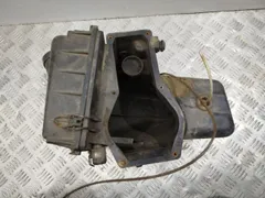 Корпус воздушного фильтра Audi 100, 1985 г.