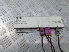 Усилитель антенны Audi A4, 2003 г.