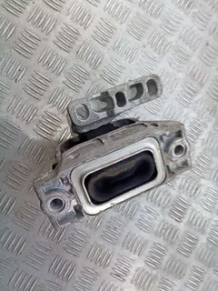 Подушка крепления КПП Volkswagen Passat CC, 2010 г.