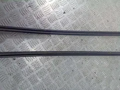 Молдинг стекла лобового Audi A6, 2000 г.