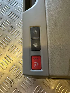 Бардачок Audi A8, 2005 г.