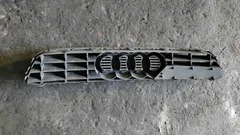 Решетка радиатора Audi A3, 1998 г.
