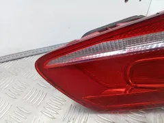 Фонарь крышки багажника левый Volkswagen Passat, 2011 г.