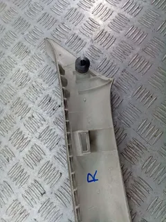 Обшивка стойки передней правой Volkswagen Golf, 1999 г.