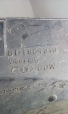 Пыльник рулевой рейки Audi A4, 2000 г.