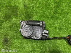 Замок двери задней левой BMW 7 серии, 2011 г.