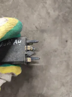 Кнопка подогрева заднего стекла Audi A4, 1997 г.