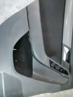 Обшивка двери задней левой (дверная карта) Volkswagen Passat, 2012 г.