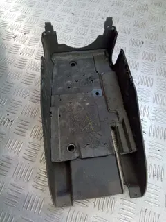 Кожух рулевой колонки Volkswagen Passat, 2012 г.