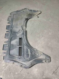 Защита двигателя Volkswagen Golf, 2006 г.