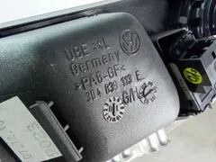 Молдинг двери задней левой Volkswagen Phaeton, 2011 г.