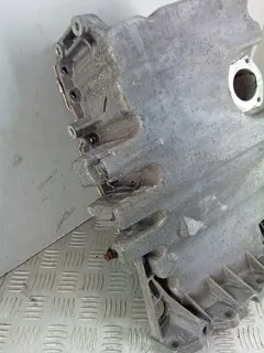 Поддон Volkswagen Golf, 2006 г.
