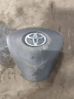 Подушка безопасности водителя Toyota Auris, 2007 г.
