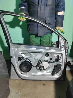 Дверь передняя левая Volkswagen Golf, 2007 г.