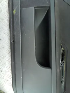 Обшивка двери передней правой (дверная карта) Audi A4, 2003 г.