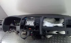 Панель передняя салона (торпедо) Volkswagen Transporter, 2008 г.