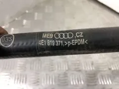Патрубок отопителя (печки) Audi A8, 2007 г.