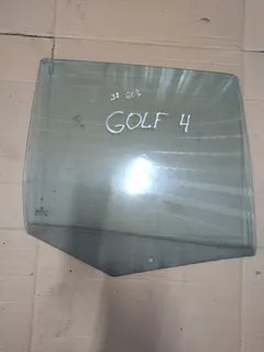 Стекло двери задней правой Volkswagen Golf, 2001 г.