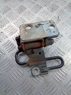 Петля двери передней правой Volkswagen Passat CC, 2010 г.