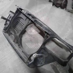 Передняя панель крепления облицовки (телевизор) Audi A4, 1999 г.