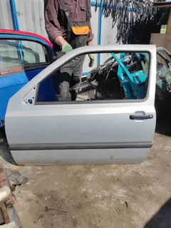 Дверь передняя левая Volkswagen Golf, 1997 г.