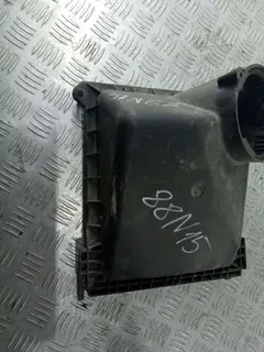Корпус воздушного фильтра Audi A4, 2005 г.