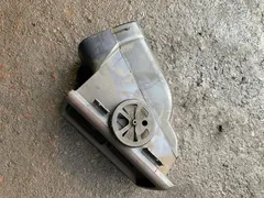 Дефлектор обдува салона Audi 100, 1988 г.