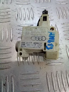 Активатор замка крышки топливного бака Audi A6 allroad, 2004 г.