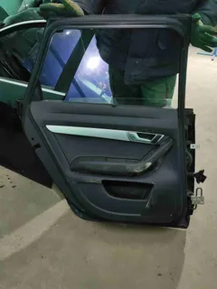 Дверь задняя левая Audi A6, 2005 г.