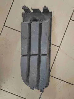Заглушка (решетка) в бампер Volkswagen Polo, 2004 г.