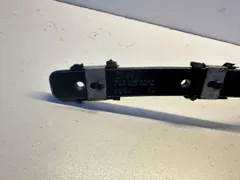Петля крышки багажника Volkswagen Touareg, 2007 г.